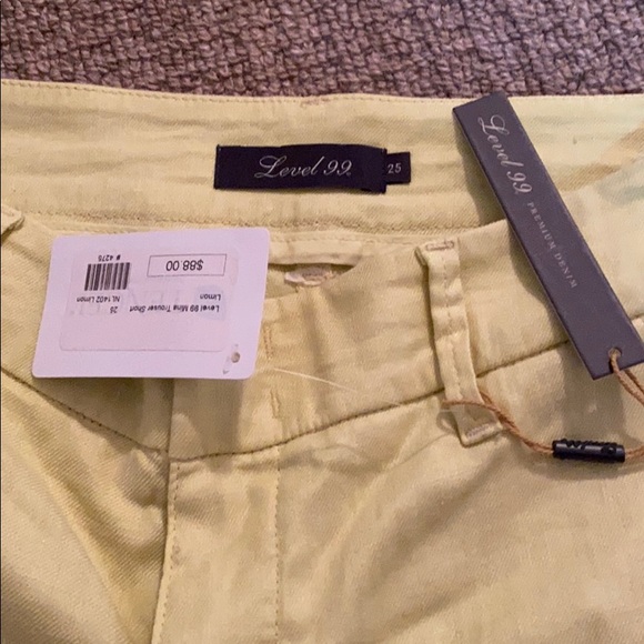 Level 99 yellow mina linen shorts- NWT- size 25 - Picture 3 of 4